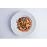 Лапша вок с курицей 250/50 г Лапша вок с курицей 250/50 г