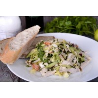 Теплый салат с курицей Теплый салат с курицей